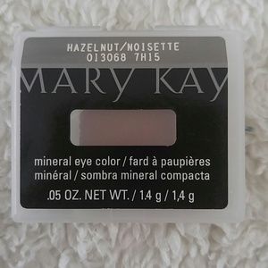 Hazelnut Mineral Eye Color